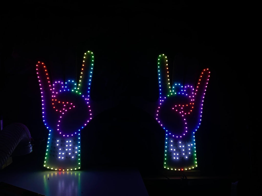 CORO - The Hand - 250 Pixels